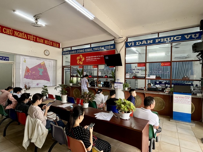 Thành ủy TP HCM ban hành chỉ thị về việc sắp xếp đơn vị hành chính cấp huyện, cấp xã- Ảnh 2. Thành ủy TP HCM ban hành chỉ thị về việc sắp xếp đơn vị hành chính cấp huyện, cấp xã- Ảnh 2.