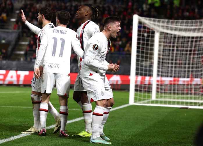 AC Milan vào vòng 1/8, Europa League nóng bỏng màn ngược dòng- Ảnh 2. AC Milan vào vòng 1/8, Europa League nóng bỏng màn ngược dòng- Ảnh 2.