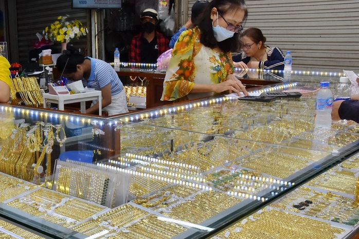 Giá vàng hôm nay, 24-2: Bật tăng trở lại- Ảnh 1. Giá vàng hôm nay, 24-2: Bật tăng trở lại- Ảnh 1.