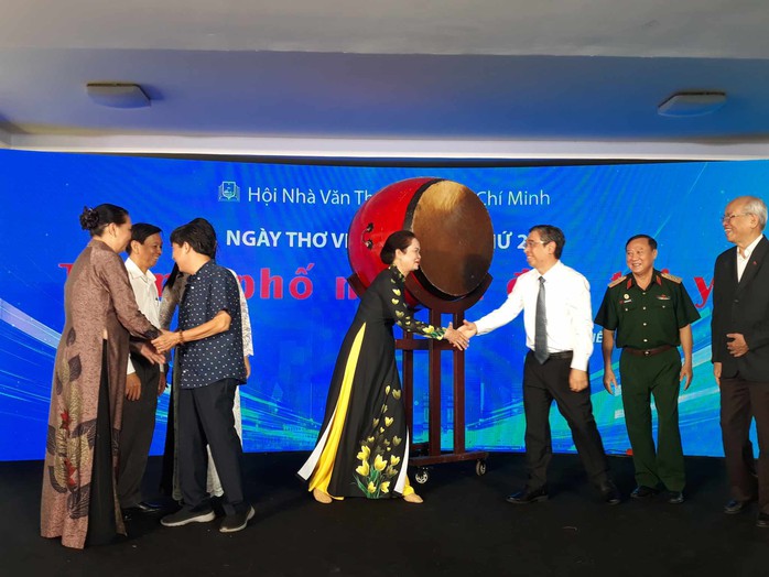 TP HCM: Khai mạc Ngày thơ Việt Nam 2024- Ảnh 5. TP HCM: Khai mạc Ngày thơ Việt Nam 2024- Ảnh 5.