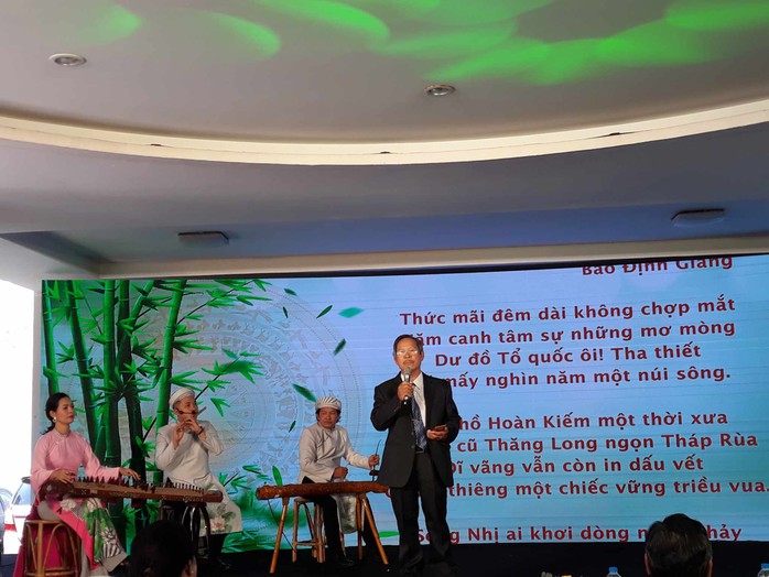 TP HCM: Khai mạc Ngày thơ Việt Nam 2024- Ảnh 8. TP HCM: Khai mạc Ngày thơ Việt Nam 2024- Ảnh 8.