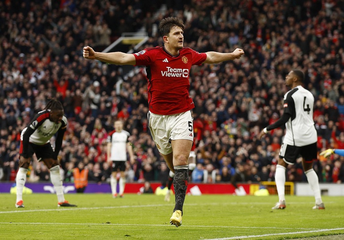 Man United đứt mạch bất bại, Man City dọa chiếm ngôi đầu- Ảnh 3. Man United đứt mạch bất bại, Man City dọa chiếm ngôi đầu- Ảnh 3.