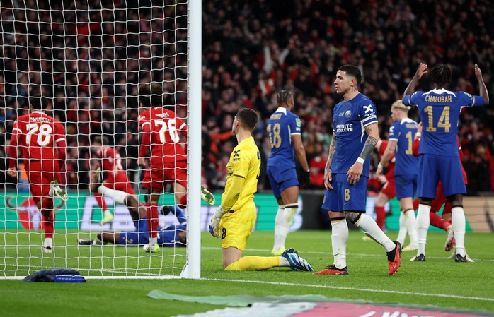 Nghẹt thở chung kết, Liverpool đăng quang League Cup - Ảnh 2.