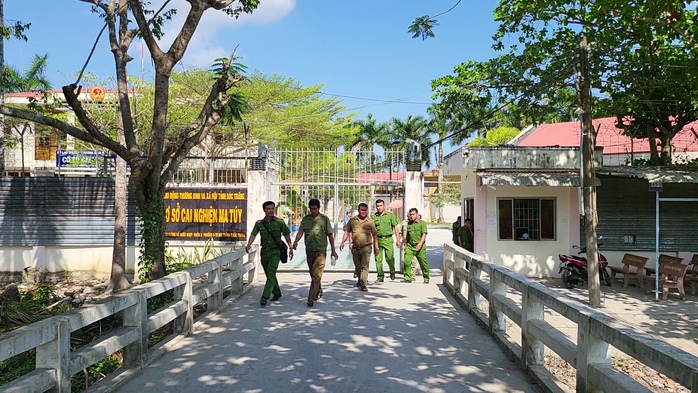 Nguyên nhân gần 200 học viên trốn khỏi cơ sở cai nghiện ở Sóc Trăng- Ảnh 2. Nguyên nhân gần 200 học viên trốn khỏi cơ sở cai nghiện ở Sóc Trăng- Ảnh 2.