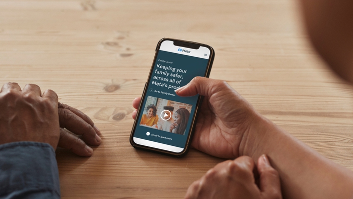 Facebook khuyên cha mẹ cần làm gương cho con khi dùng mạng xã hội- Ảnh 1. Facebook khuyên cha mẹ cần làm gương cho con khi dùng mạng xã hội- Ảnh 1.