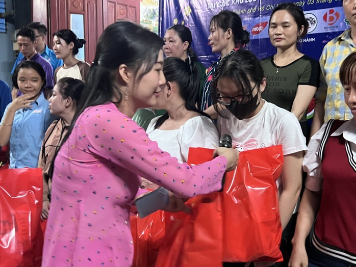 Khu trọ luôn “cháy phòng” vì bà chủ chịu chơi- Ảnh 1. Khu trọ luôn “cháy phòng” vì bà chủ chịu chơi- Ảnh 1.
