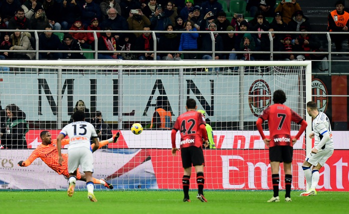 Vòng 26 Serie A: Inter nối dài mạch thắng, Milan hoà tiếc nuối.- Ảnh 4. Vòng 26 Serie A: Inter nối dài mạch thắng, Milan hoà tiếc nuối.- Ảnh 4.