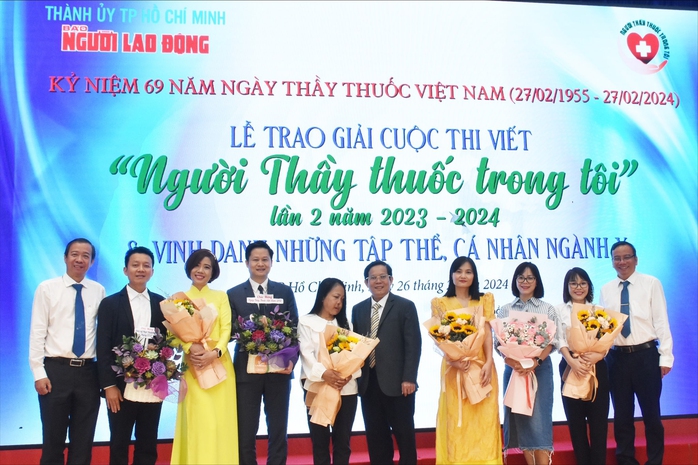 Trao giải cuộc thi viết “Người Thầy thuốc trong tôi” lần 2: Phép mầu từ Trao giải cuộc thi viết “Người Thầy thuốc trong tôi” lần 2: Phép mầu từ