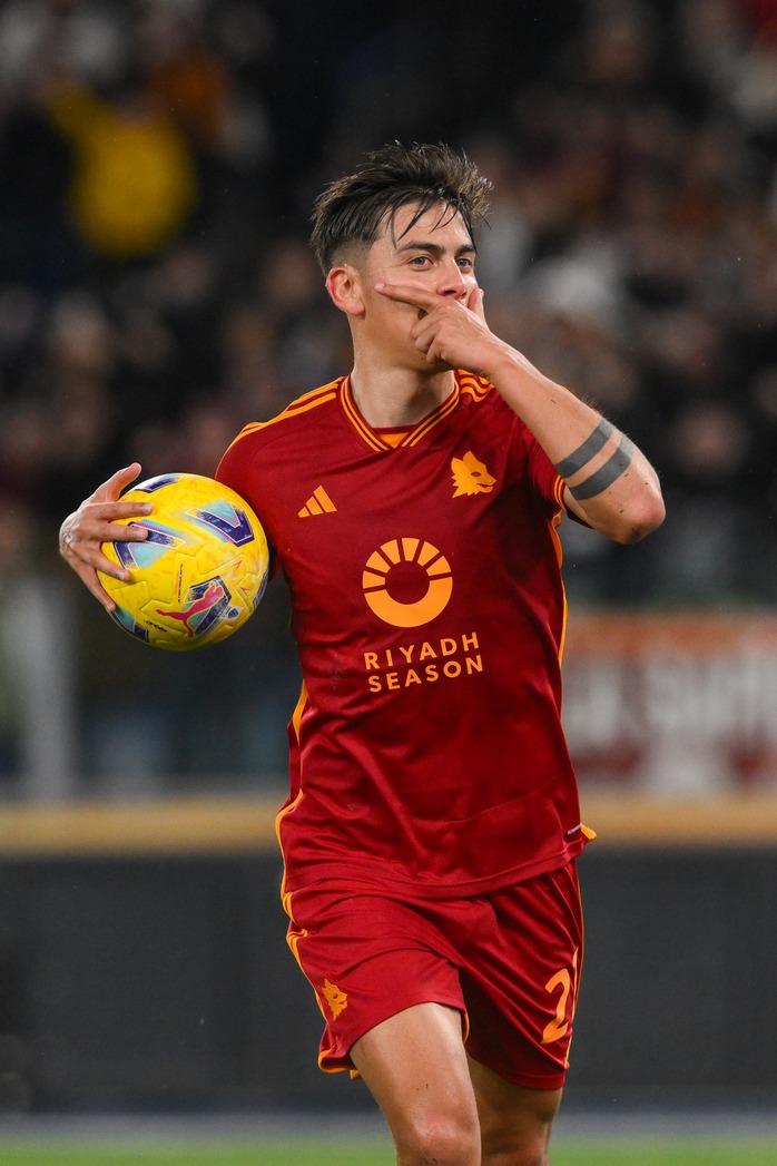 Dybala lập hat-trick, AS Roma tiếp tục chiến thắng- Ảnh 1. Dybala lập hat-trick, AS Roma tiếp tục chiến thắng- Ảnh 1.