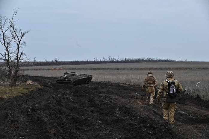 Ukraine tiếp tục rút quân, Nga nói về ý tưởng hoà bình- Ảnh 2. Ukraine tiếp tục rút quân, Nga nói về ý tưởng hoà bình- Ảnh 2.