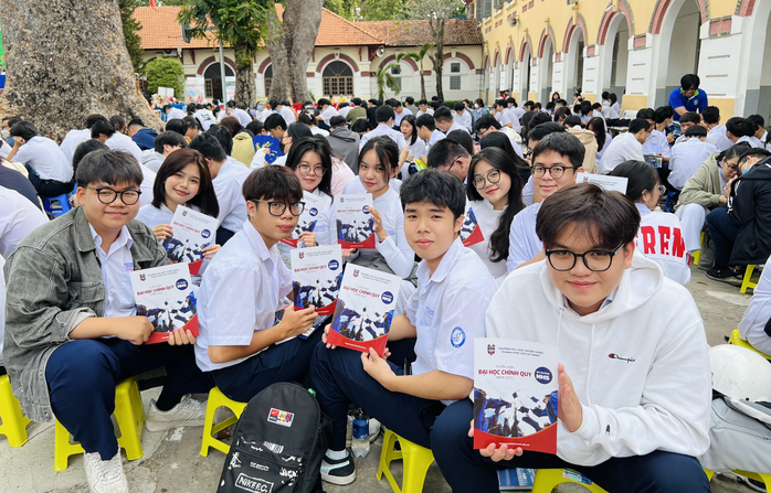 Trường ĐH Ngân hàng TP HCM mở cổng đăng ký thi đánh giá năng lực - Ảnh 1.