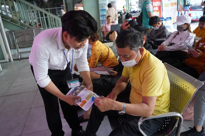 Lương cao, đãi ngộ tốt, doanh nghiệp vẫn khó tuyển lao động phổ thông- Ảnh 2. Lương cao, đãi ngộ tốt, doanh nghiệp vẫn khó tuyển lao động phổ thông- Ảnh 2.