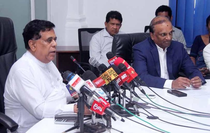 Chuột trên khoang, máy bay Sri Lanka không dám bay suốt 3 ngày - Ảnh 3. Chuột trên khoang, máy bay Sri Lanka không dám bay suốt 3 ngày - Ảnh 3.