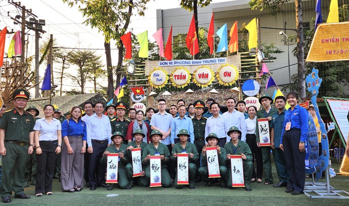 Náo nức ngày hội giao quân- Ảnh 19.