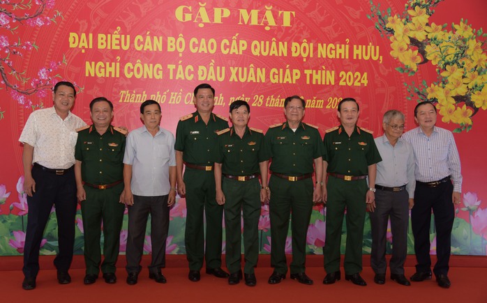 Quân khu 7 tiếp tục làm đẹp hình ảnh Bộ đội Cụ Hồ- Ảnh 1. Quân khu 7 tiếp tục làm đẹp hình ảnh Bộ đội Cụ Hồ- Ảnh 1.
