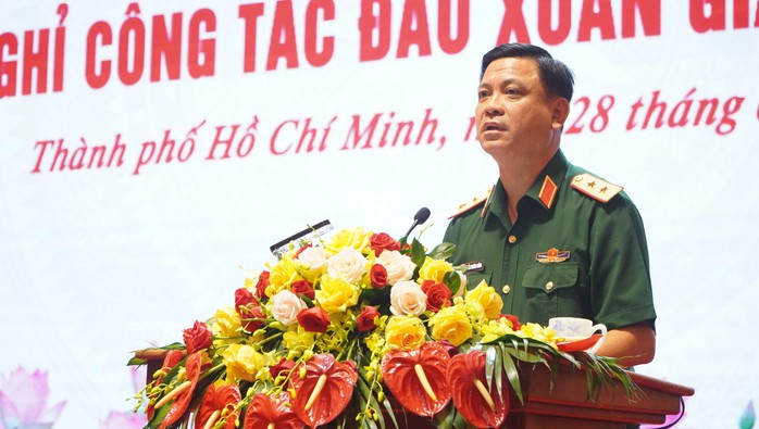 Quân khu 7 tiếp tục làm đẹp hình ảnh Bộ đội Cụ Hồ- Ảnh 2. Quân khu 7 tiếp tục làm đẹp hình ảnh Bộ đội Cụ Hồ- Ảnh 2.