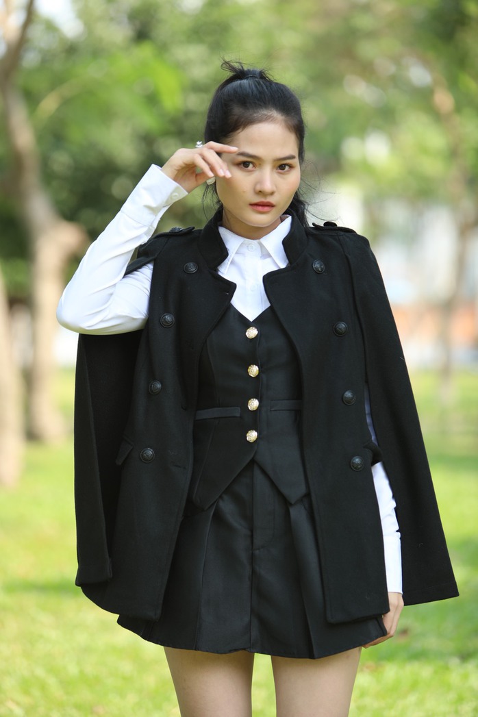 Thân Thúy Hà hóa phụ nữ chanh chua, ganh ghét- Ảnh 8. Thân Thúy Hà hóa phụ nữ chanh chua, ganh ghét- Ảnh 8.