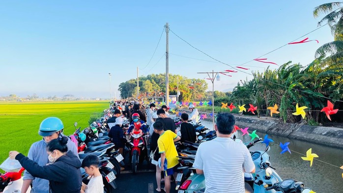 Tạm dừng hoạt động chợ quê Tạm dừng hoạt động chợ quê