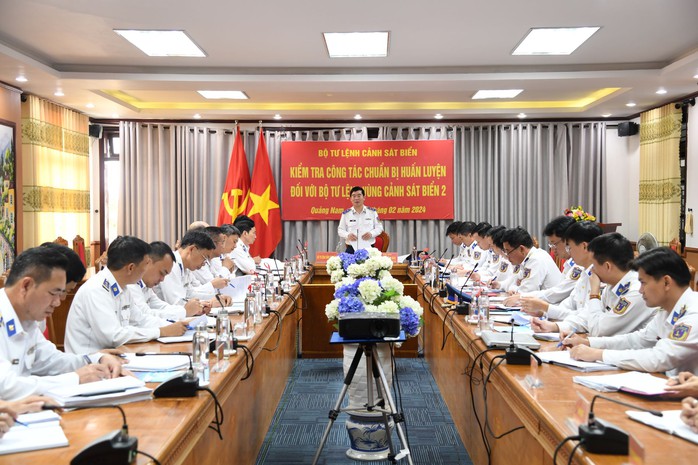 Kiểm tra công tác chuẩn bị ra quân huấn luyện tại Vùng Cảnh sát biển 2- Ảnh 3.