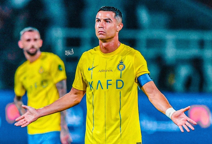 Ronaldo nhận án phạt sau hành động phản cảm trước CĐV đội bạn- Ảnh 1. Ronaldo nhận án phạt sau hành động phản cảm trước CĐV đội bạn- Ảnh 1.