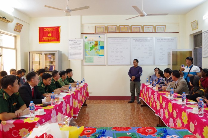 Lời cảm ơn đầy xúc động của thuyền viên nước ngoài được ngư dân Việt Nam cứu- Ảnh 2. Lời cảm ơn đầy xúc động của thuyền viên nước ngoài được ngư dân Việt Nam cứu- Ảnh 2.