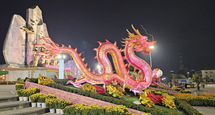 Vẻ đẹp cặp linh vật rồng "song long chầu ngọc" ở Quảng Bình- Ảnh 1. Vẻ đẹp cặp linh vật rồng "song long chầu ngọc" ở Quảng Bình- Ảnh 1.