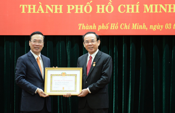 Giữ trọn lời thề sắt son với Đảng- Ảnh 1. Giữ trọn lời thề sắt son với Đảng- Ảnh 1.