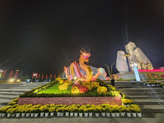 Vẻ đẹp cặp linh vật rồng "song long chầu ngọc" ở Quảng Bình- Ảnh 10. Vẻ đẹp cặp linh vật rồng "song long chầu ngọc" ở Quảng Bình- Ảnh 10.