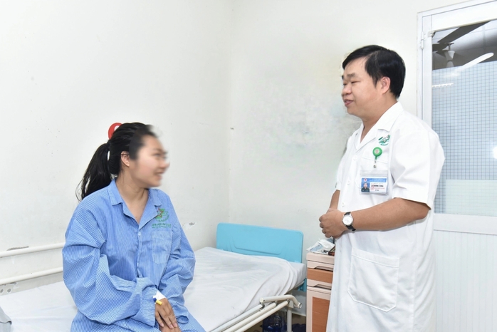 Nữ sinh 18 tuổi thoát cửa tử, kịp về quê đón Tết - Ảnh 1. Nữ sinh 18 tuổi thoát cửa tử, kịp về quê đón Tết - Ảnh 1.