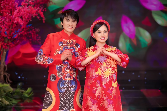 Hà Phương tụ hội cùng Quyền Linh, NSND Trịnh Kim Chi- Ảnh 5. Hà Phương tụ hội cùng Quyền Linh, NSND Trịnh Kim Chi- Ảnh 5.