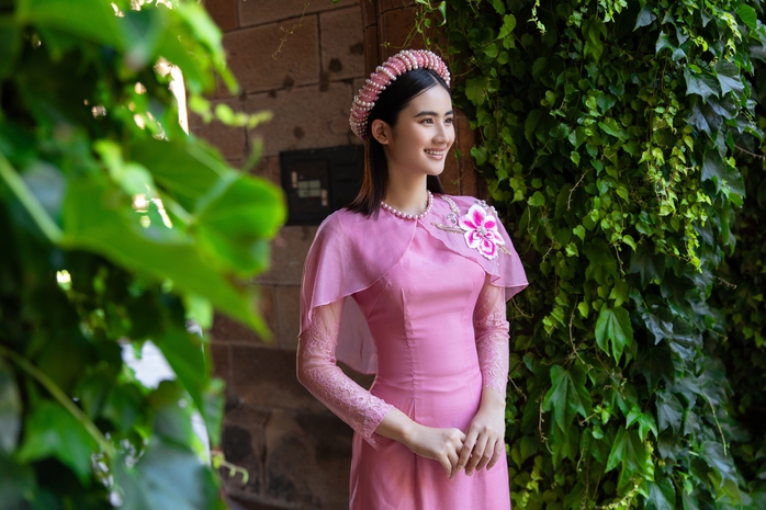 Hoa hậu Ý Nhi hiện tại ra sao?
- Ảnh 3. Hoa hậu Ý Nhi hiện tại ra sao?
- Ảnh 3.