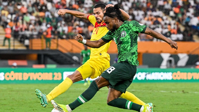 Cựu sao Ngoại hạng rực sáng, Nigeria đoạt vé bán kết Cúp châu Phi- Ảnh 3. Cựu sao Ngoại hạng rực sáng, Nigeria đoạt vé bán kết Cúp châu Phi- Ảnh 3.