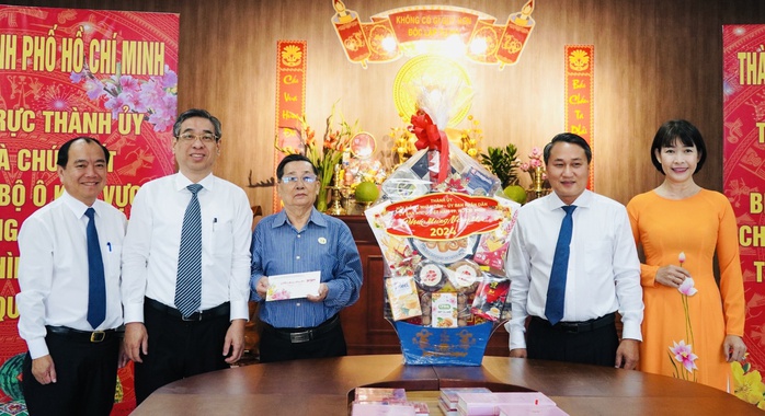 94 năm thực hành trách nhiệm cách mệnh tiên phong- Ảnh 1. 94 năm thực hành trách nhiệm cách mệnh tiên phong- Ảnh 1.
