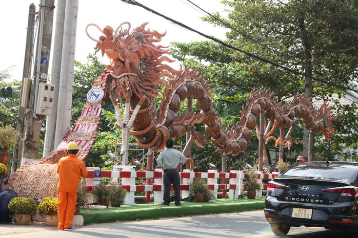 Bình Dương trình làng 2 linh vật rồng được khen "10 điểm, không có nhưng"- Ảnh 5. Bình Dương trình làng 2 linh vật rồng được khen "10 điểm, không có nhưng"- Ảnh 5.