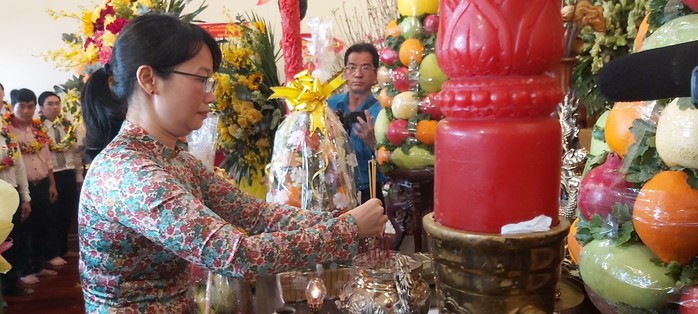 Tuyên dương 76 gương đảng viên tiêu biểu là công nhân- Ảnh 2. Tuyên dương 76 gương đảng viên tiêu biểu là công nhân- Ảnh 2.