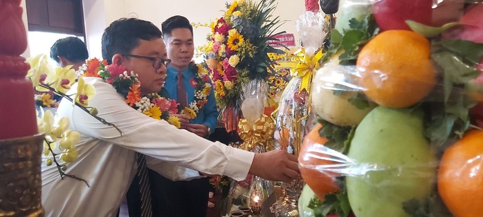 Tuyên dương 76 gương đảng viên tiêu biểu là công nhân- Ảnh 5. Tuyên dương 76 gương đảng viên tiêu biểu là công nhân- Ảnh 5.