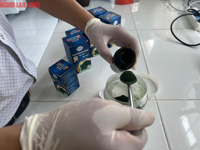 CLIP: Tảo "siêu thực phẩm" ở Vĩnh Long cháy hàng dịp Tết- Ảnh 4. CLIP: Tảo "siêu thực phẩm" ở Vĩnh Long cháy hàng dịp Tết- Ảnh 4.