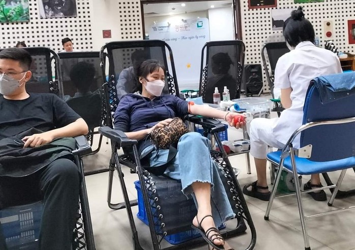 "Xuân sum vầy - Tết sẻ chia": Những giọt Xuân hồng- Ảnh 1. "Xuân sum vầy - Tết sẻ chia": Những giọt Xuân hồng- Ảnh 1.
