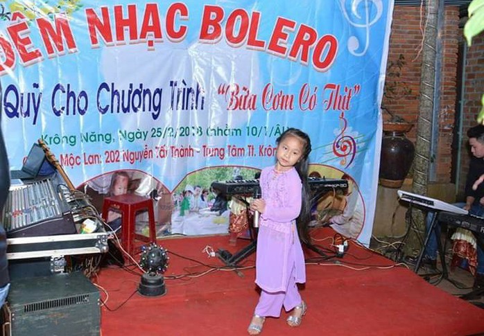 "Xuân sum vầy - Tết sẻ chia": Háo hức Xuân về để được đi hát thiện nguyện- Ảnh 1. "Xuân sum vầy - Tết sẻ chia": Háo hức Xuân về để được đi hát thiện nguyện- Ảnh 1.