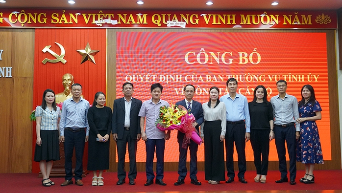 Phó Chủ tịch tỉnh Quảng Bình được điều động làm Trưởng Ban Dân vận Tỉnh ủy- Ảnh 2. Phó Chủ tịch tỉnh Quảng Bình được điều động làm Trưởng Ban Dân vận Tỉnh ủy- Ảnh 2.