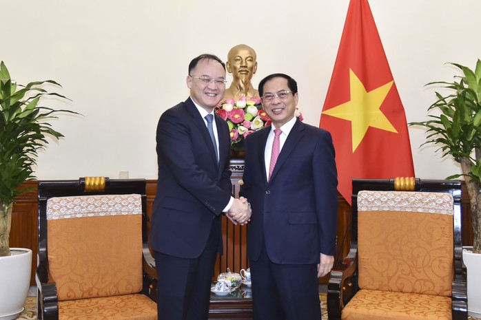 Bộ trưởng Bùi Thanh Sơn tiếp Trợ lý Bộ trưởng Ngoại giao Trung Quốc Nông Dung- Ảnh 1. Bộ trưởng Bùi Thanh Sơn tiếp Trợ lý Bộ trưởng Ngoại giao Trung Quốc Nông Dung- Ảnh 1.
