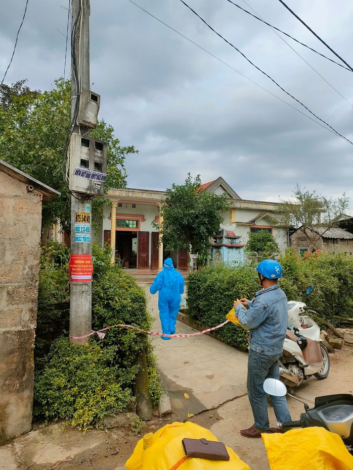 "Xuân sum vầy - Tết sẻ chia": Đón Tết này, nhớ Tết thời COVID-19- Ảnh 1. "Xuân sum vầy - Tết sẻ chia": Đón Tết này, nhớ Tết thời COVID-19- Ảnh 1.