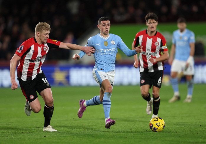 Hat-trick của Foden đưa Man City áp sát ngôi đầu Ngoại hạng Anh- Ảnh 2. Hat-trick của Foden đưa Man City áp sát ngôi đầu Ngoại hạng Anh- Ảnh 2.