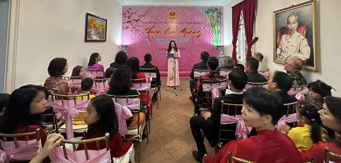 Tết cộng đồng - ngày hội trọn vẹn của kiều bào- Ảnh 10. Tết cộng đồng - ngày hội trọn vẹn của kiều bào- Ảnh 10.