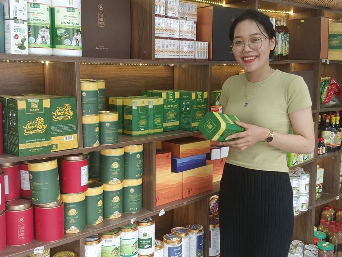 Đặc sản trà hoa vàng hút khách trong dịp Tết- Ảnh 1. Đặc sản trà hoa vàng hút khách trong dịp Tết- Ảnh 1.