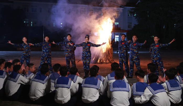 ''Xuân Trường Sa'' nặng nghĩa tình- Ảnh 1. ''Xuân Trường Sa'' nặng nghĩa tình- Ảnh 1.