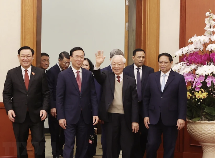 Tổng Bí thư Nguyễn Phú Trọng chúc Tết lãnh đạo, nguyên lãnh đạo Đảng, Nhà nước- Ảnh 1. Tổng Bí thư Nguyễn Phú Trọng chúc Tết lãnh đạo, nguyên lãnh đạo Đảng, Nhà nước- Ảnh 1.