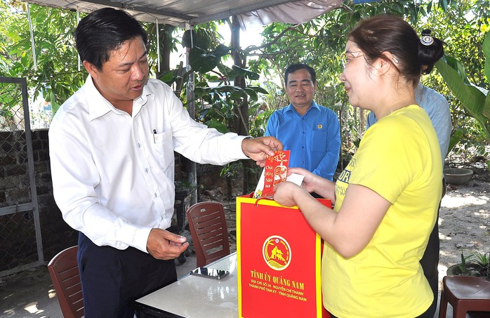 Quảng Nam dành hơn 168 tỉ đồng chăm lo Tết cho người dân- Ảnh 1. Quảng Nam dành hơn 168 tỉ đồng chăm lo Tết cho người dân- Ảnh 1.