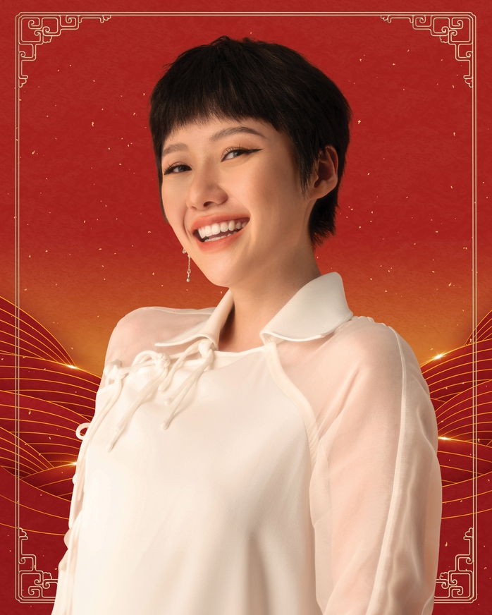 NSND Việt Anh, NSƯT Hữu Châu, Trấn Thành… rạng rỡ với áo dài!- Ảnh 16. NSND Việt Anh, NSƯT Hữu Châu, Trấn Thành… rạng rỡ với áo dài!- Ảnh 16.