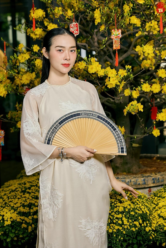 Nhan Phúc Vinh - Diệp Bảo Ngọc: Đón Xuân bên gia đình!- Ảnh 6. Nhan Phúc Vinh - Diệp Bảo Ngọc: Đón Xuân bên gia đình!- Ảnh 6.